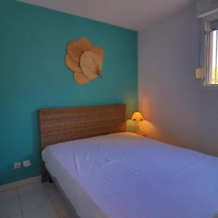 Appartement Renove Avec Loggia, Wifi, Parking Prive A Sete - Fr-1-472A-294 Appartement *
